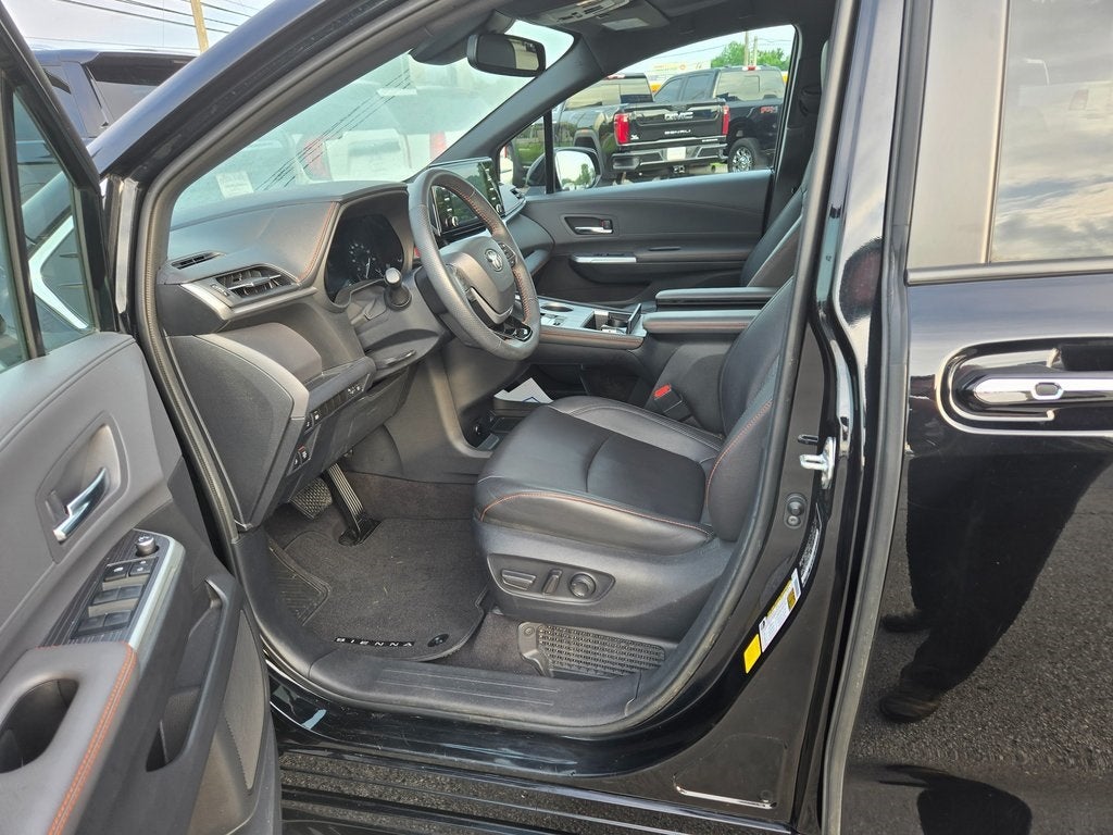 2023 Toyota Sienna XSE
