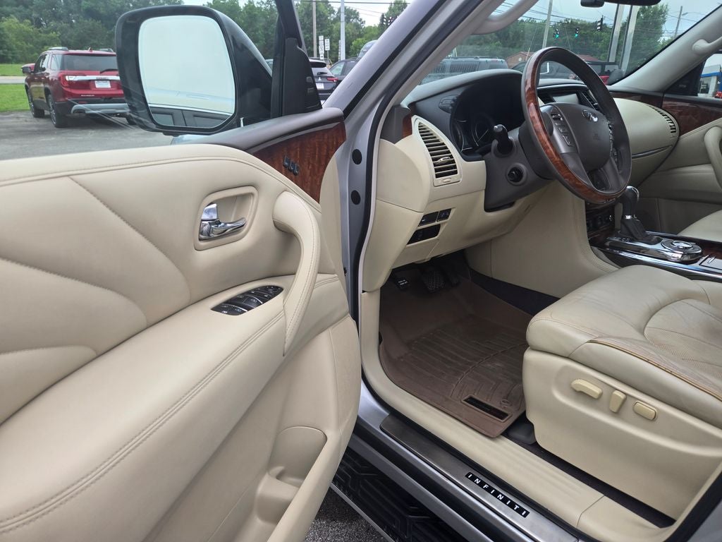 2017 INFINITI QX80 Base