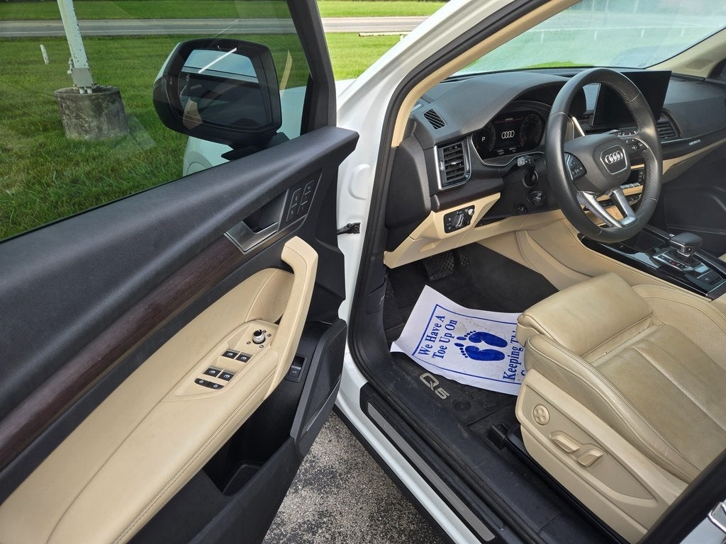 2021 Audi Q5 45 Prestige quattro