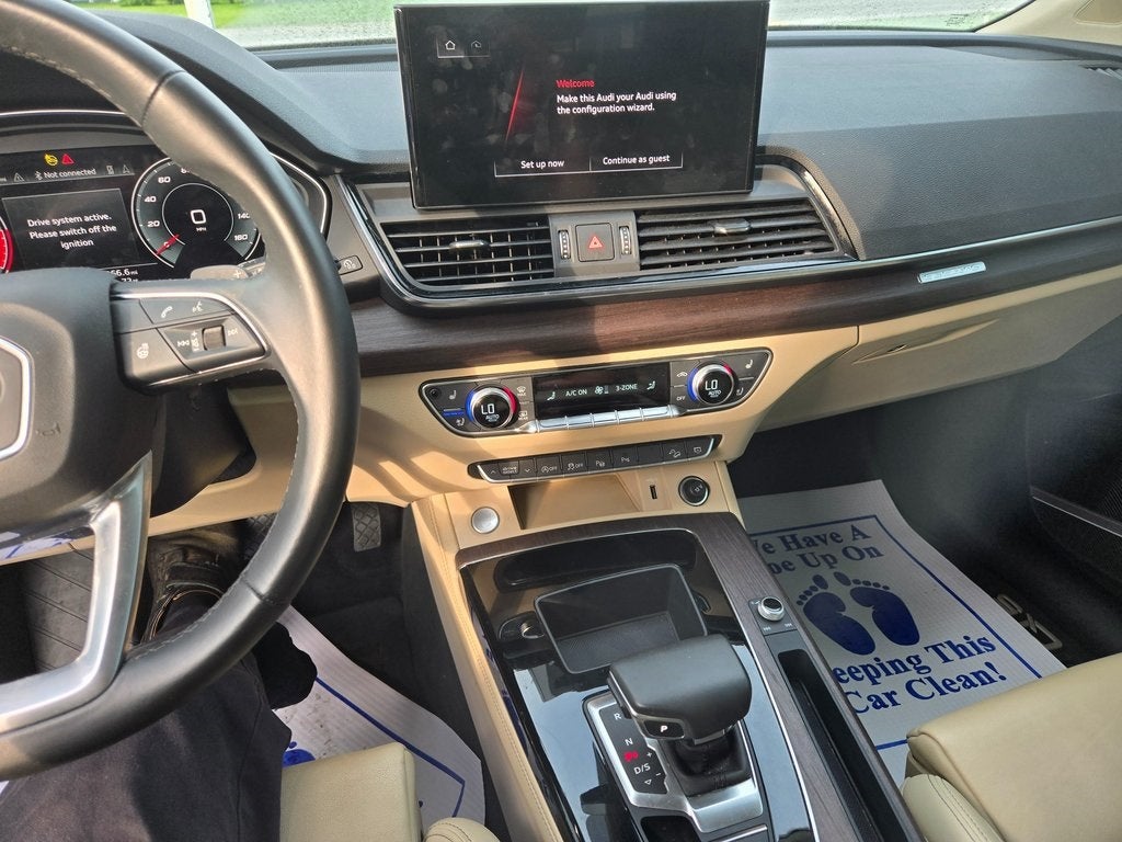 2021 Audi Q5 45 Prestige quattro